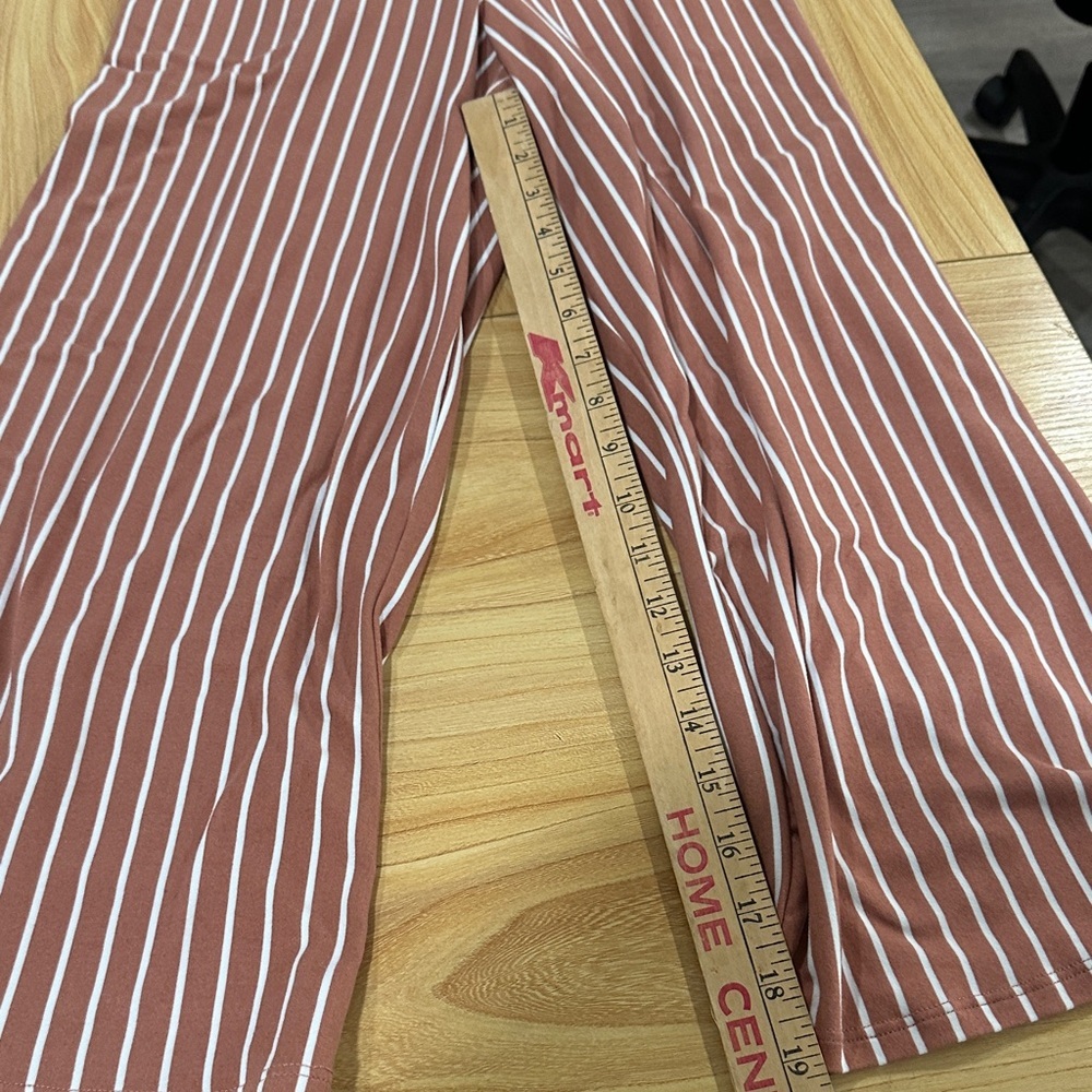 Chic Striped Jumpsuit with Twisted Front - Picture 5 of 6